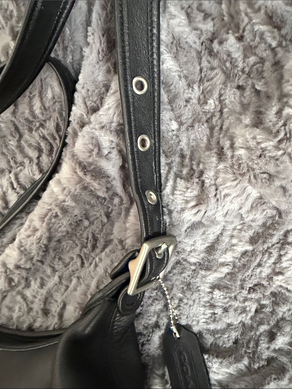 Vintage Y2K Coach Black Leather Crossbody Shoulder Bag - Picture 9 of 10